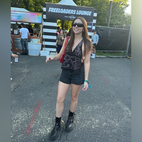 Tie Back Urban Silence + Noise Maria Embellished Flyaway Top - Picture 3 of 3